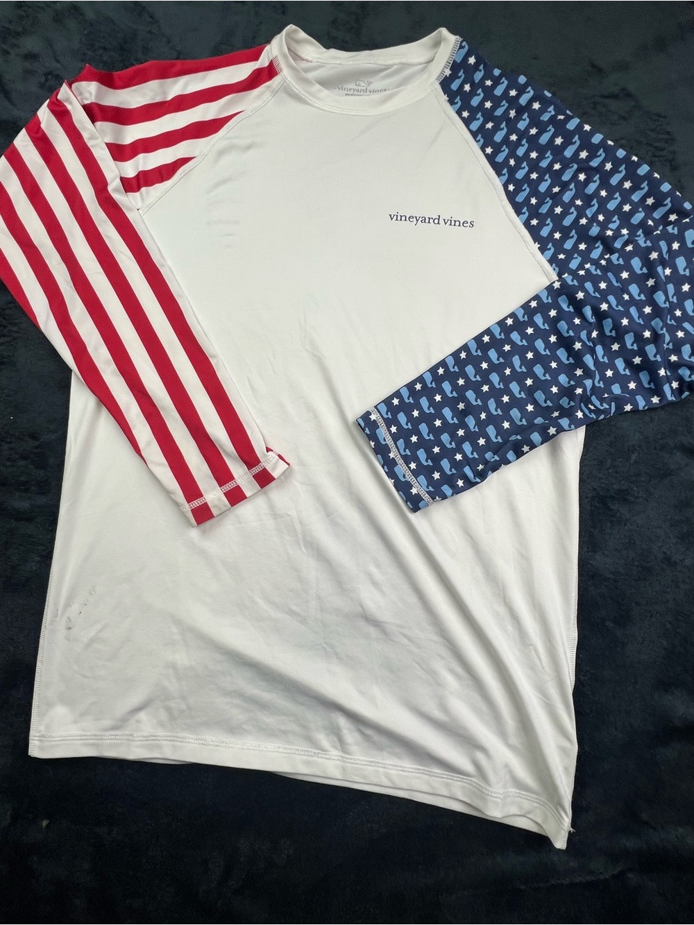 vineyard vines Men's White Raglan Shirt with Red & Blue Sleeves